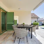 Franka - With A Private Pool Ferienhaus