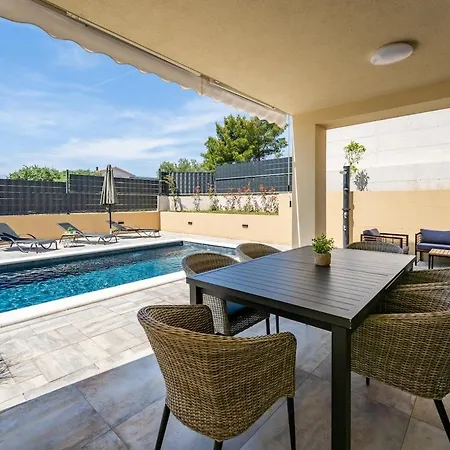 Casa vacanze Franka - With A Private Pool *