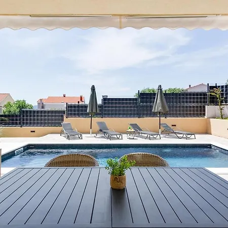 Franka - With A Private Pool * Sveti Filip i Jakov