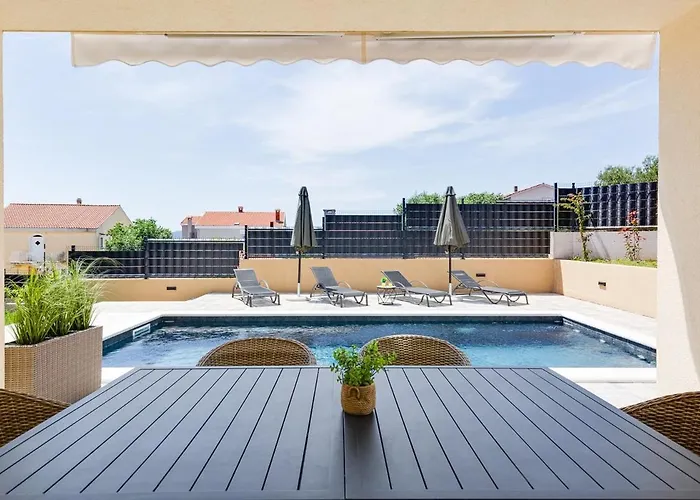 Franka - With A Private Pool * Sveti Filip i Jakov