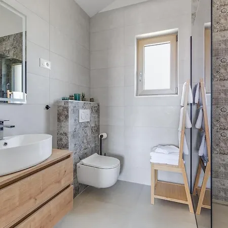 Franka - With A Private Pool * Sveti Filip i Jakov