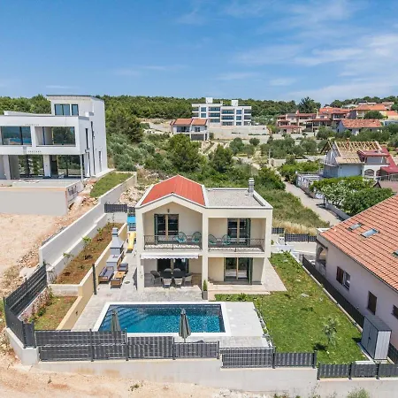 Ferienhaus Franka - With A Private Pool Sveti Filip i Jakov